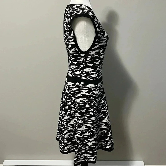 Milly Fit Flare Sleeveless Knit Dress - Picture 8 of 15